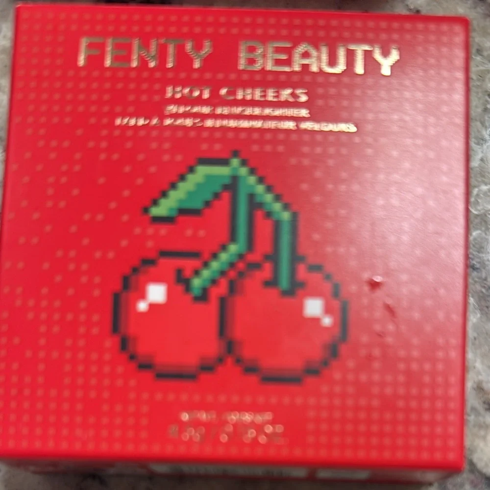NEW FENTY Cherry Pop limited edition Creamy, velvety texture blush&highlights